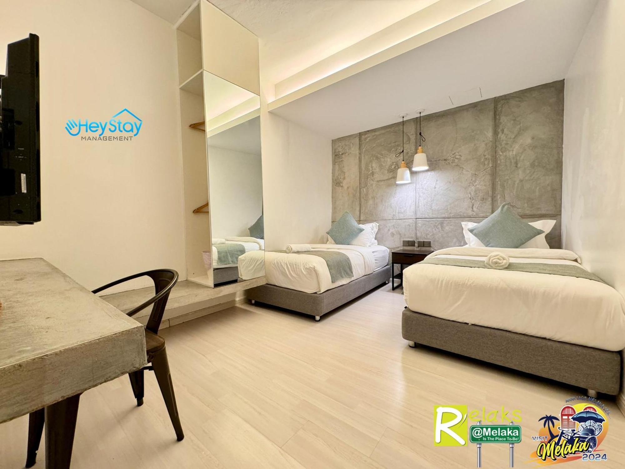 Modern Cave Guest House Walking Distance 5Mins To Jonker Malacca Eksteriør billede